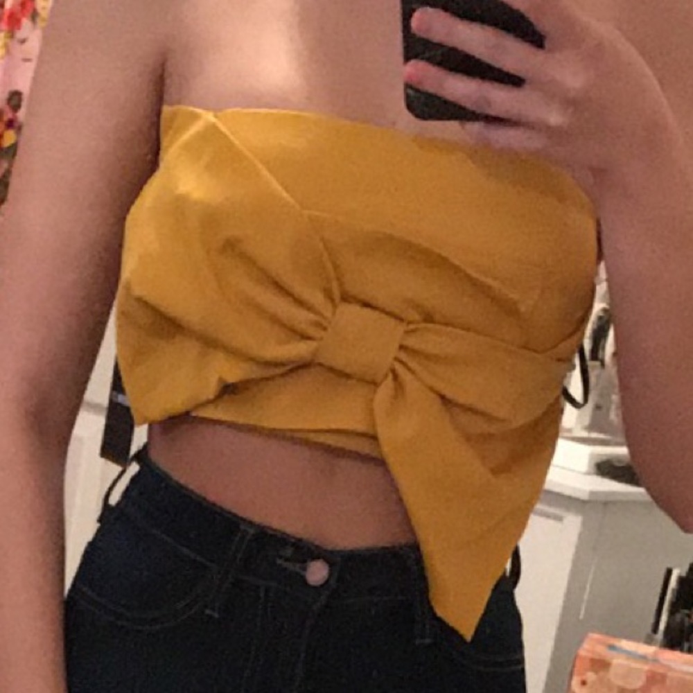 Crop top